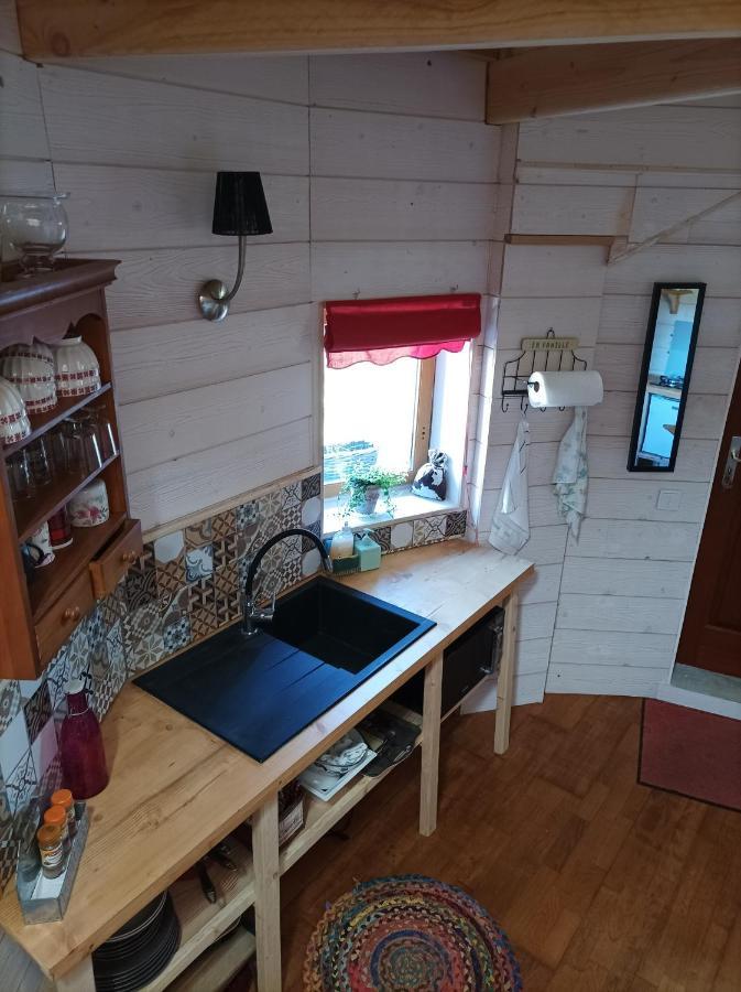 La Tour De Ver Gite Atypique Possibilite Table D'Hotes Sur Reservation Exterior photo